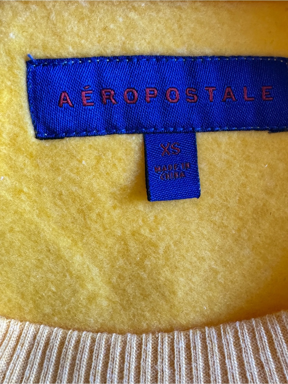 Aeropostale Sweatshirt Size XS Womens Love Drunk Crop Pullover Yellow - Picture 4 of 8